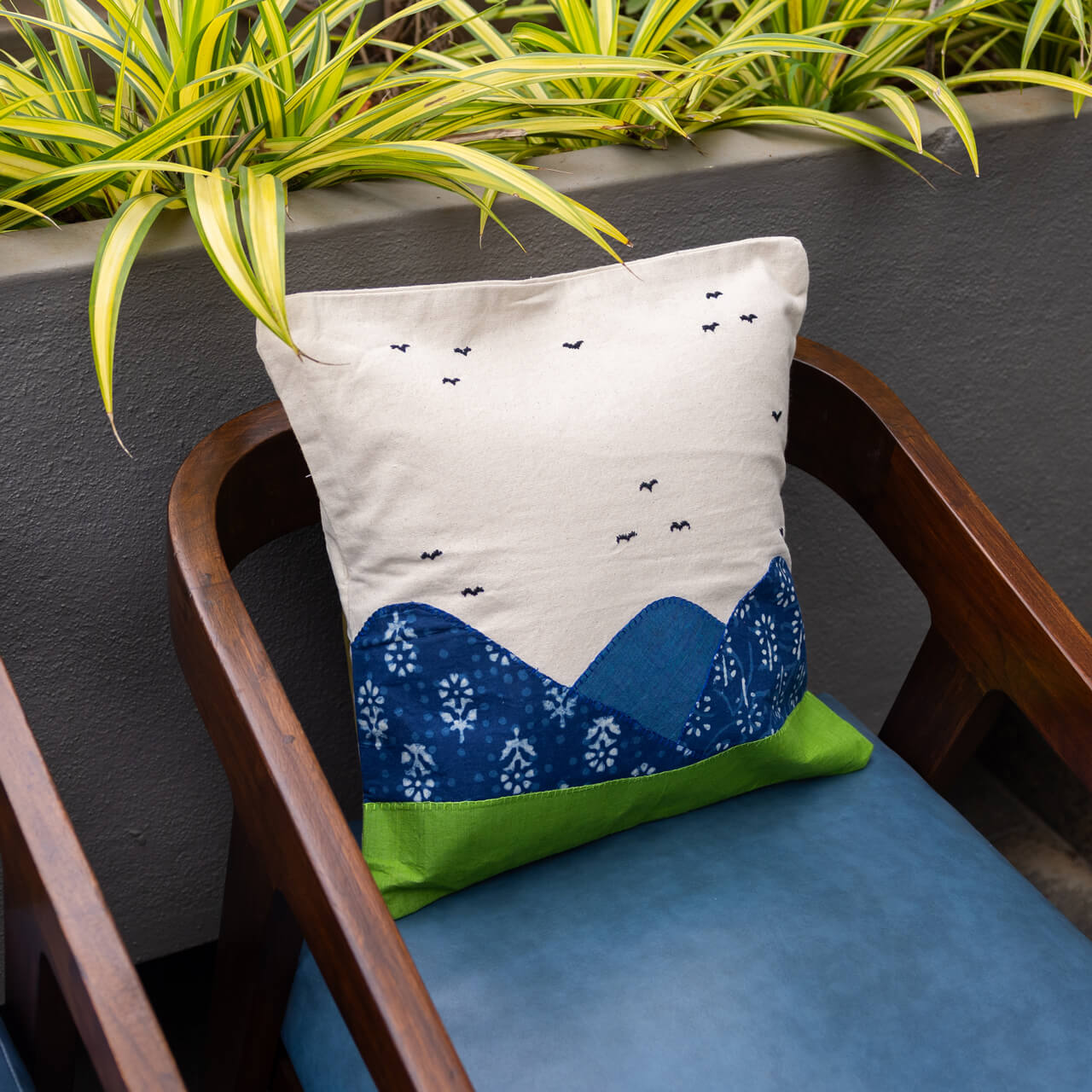 Cushion cover - Nilgiris