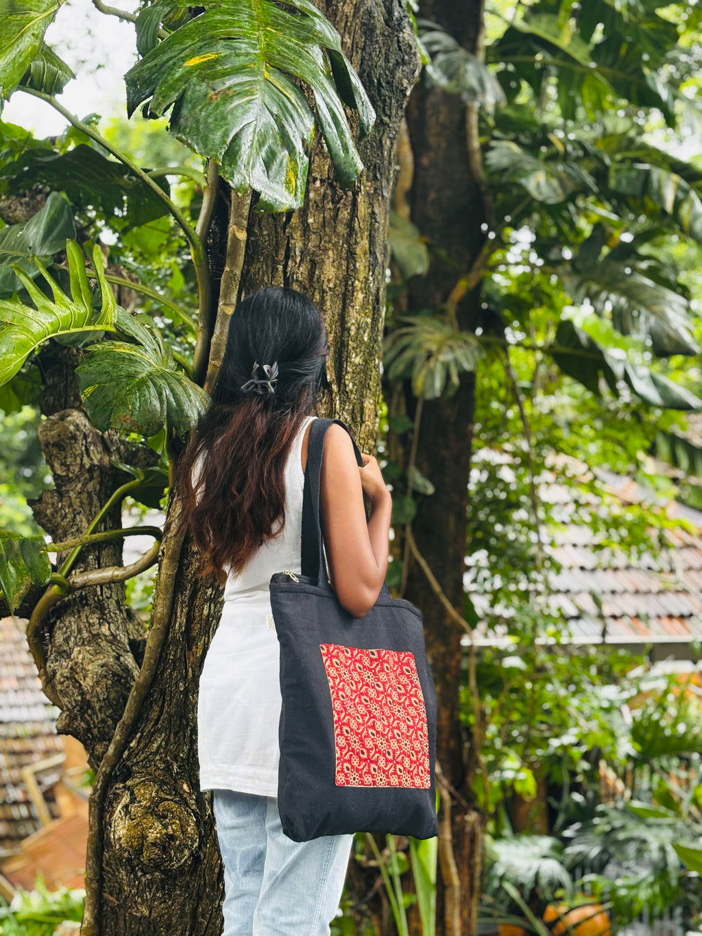Tote bag